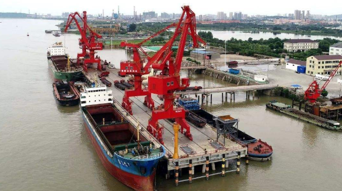 同江概述露天料场港口封闭问题的实行方法