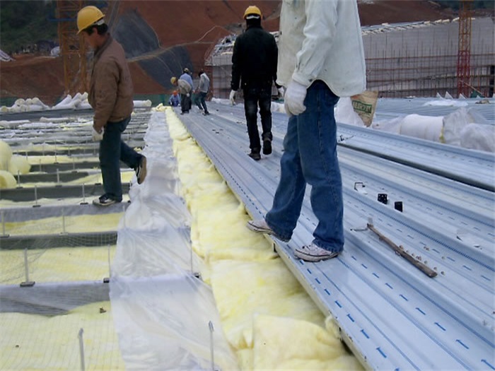 同江安吉县体育馆网架